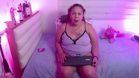 scarlettbooty online show from 11, 4, 2026