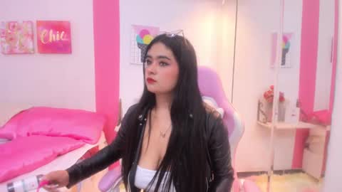 Snapshot of scarlette_15 chatting on 23, 1, 2025 Scarlette online show from 23, 1, 2025