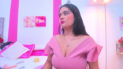 Snapshot of scarlette_15 chatting on 24, 1, 2025 Scarlette online show from 24, 1, 2025