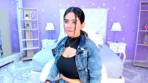 Snapshot of scarlette_15 chatting on 11, 10, 2025 Scarlette online show from 11, 10, 2025