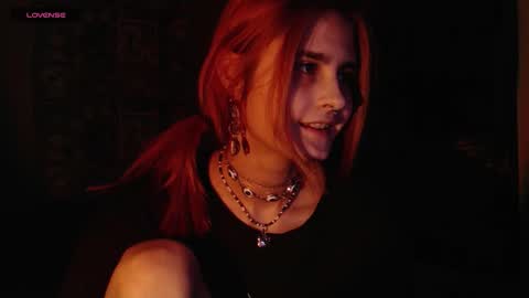 Snapshot of scarlettharrison09 chatting on 23, 10, 2025 Scarlett online show from 23, 10, 2025