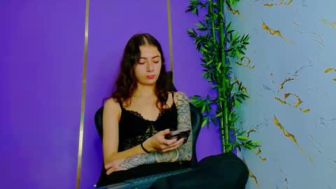 Snapshot of scarlettjones_x chatting on 28, 9, 2025 Scarlet online show from 28, 9, 2025