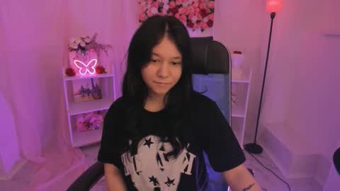 scarlettmurr online show from 2, 10, 2025