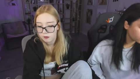 scarlettmurr online show from 13, 10, 2025