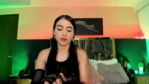 Snapshot of scarlettorres chatting on 15, 11, 2025 scarlettorres online show from 15, 11, 2025