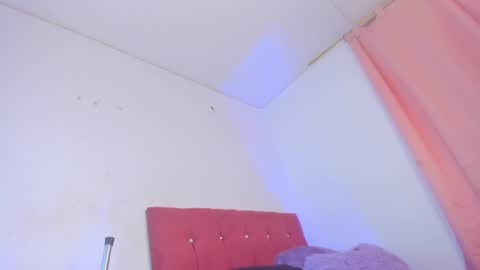 Snapshot of scarlettqueen56 chatting on 9, 3, 2025 chloe online show from 9, 3, 2025