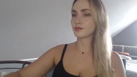 Snapshot of scarlettxblonde chatting on 1, 7, 2026 ScarlettxBlonde online show from 1, 7, 2026