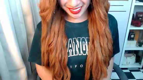 Queen Scarlet online show from 22, 2, 2026