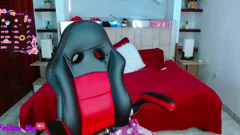 scarllet online show from 28, 2, 2025