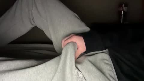 Skinny College Boy online show from 14, 3, 2026