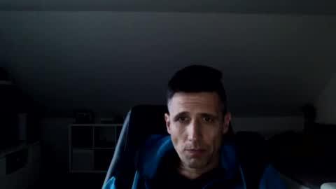 Snapshot of schnuckigeil chatting on 4, 2, 2025 Dildomen online show from 4, 2, 2025