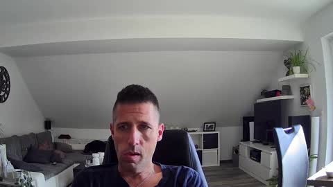 Snapshot of schnuckigeil chatting on 1, 10, 2025 Dildomen online show from 1, 10, 2025