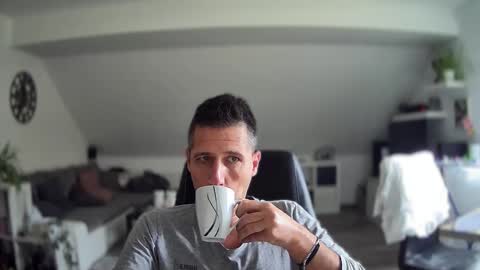 Snapshot of schnuckigeil chatting on 22, 10, 2025 Dildomen online show from 22, 10, 2025