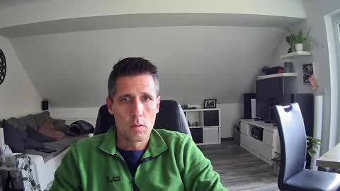 Snapshot of schnuckigeil chatting on 5, 11, 2025 Dildomen online show from 5, 11, 2025