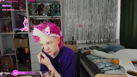 Rina online show from 8, 4, 2026