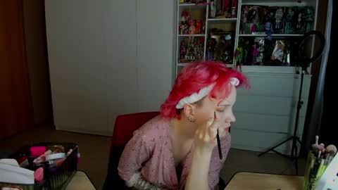 Rina online show from 8, 5, 2026