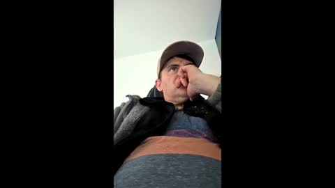 Snapshot of schosch01 chatting on 7, 4, 2026 schosch01 online show from 7, 4, 2026