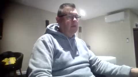 Snapshot of scoobs71 chatting on 14, 10, 2025 Scoobs online show from 14, 10, 2025