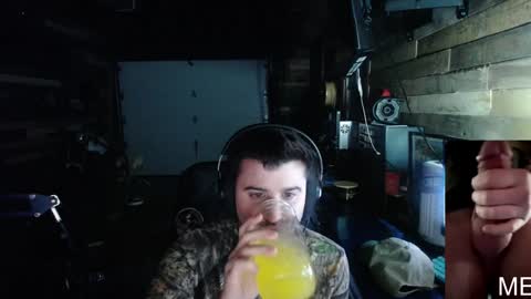 Snapshot of scotchthecat chatting on 18, 12, 2024 Sup online show from 18, 12, 2024