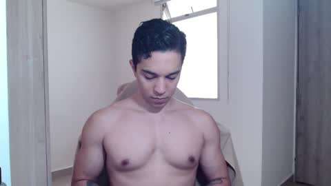 Snapshot of scott_brasher1 chatting on 8, 1, 2025 Twitter Scott brasher1 Instagram Camiloestuardo2 online show from 8, 1, 2025