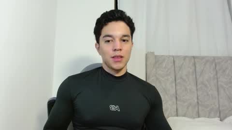 Snapshot of scott_brasher1 chatting on 19, 12, 2025 Twitter Scott brasher1 Instagram Camiloestuardo2 online show from 19, 12, 2025