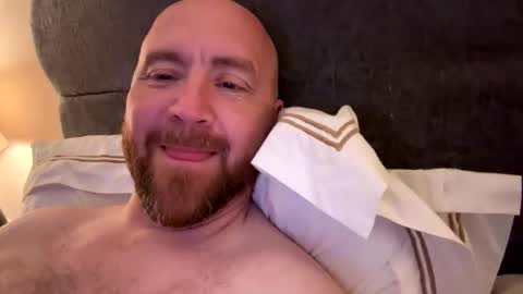 Snapshot of scottric chatting on 13, 10, 2025 SexyDaddy online show from 13, 10, 2025