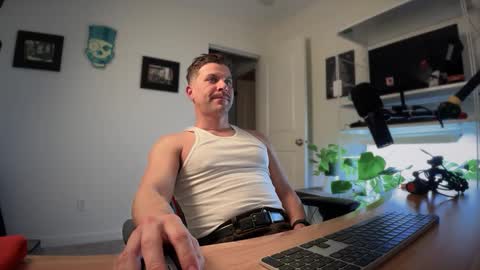 Snapshot of scottybeam chatting on 20, 1, 2025 Scotty online show from 20, 1, 2025