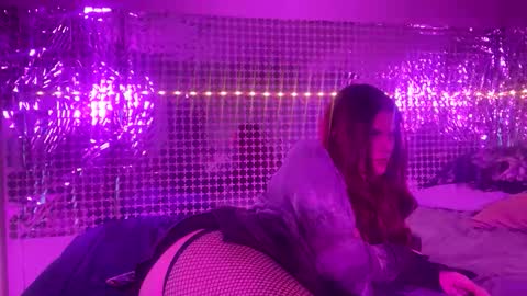 Snapshot of scoutcansquirt chatting on 14, 12, 2025 scout online show from 14, 12, 2025