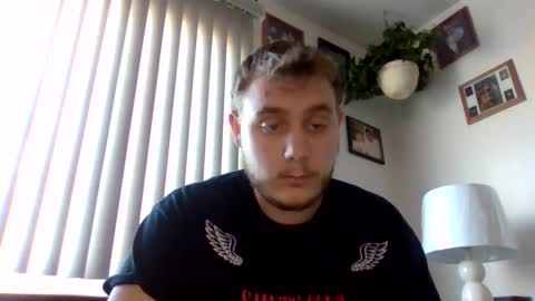 Snapshot of scream19899793553 chatting on 20, 11, 2025 scream19899793553 online show from 20, 11, 2025