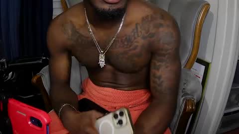 Snapshot of sdawg2xx chatting on 12, 10, 2025 sdawg2xx online show from 12, 10, 2025