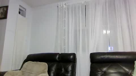 Snapshot of sdawg2xx chatting on 21, 12, 2025 sdawg2xx online show from 21, 12, 2025