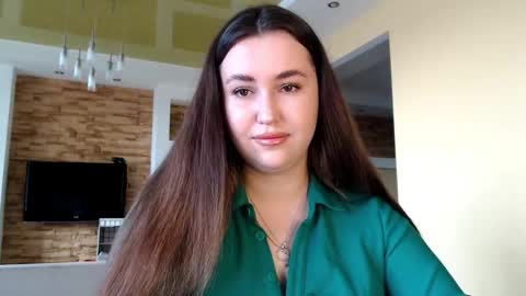 Snapshot of sea_cocktail chatting on 3, 2, 2025 Elizabeth online show from 3, 2, 2025