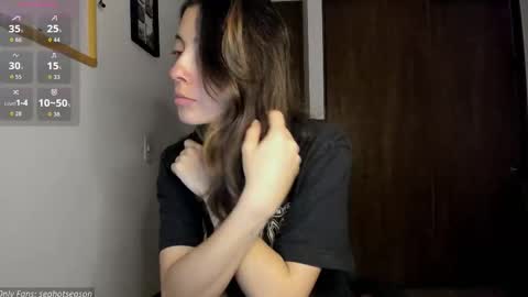 Snapshot of seahotseason chatting on 29, 11, 2025 Aria Independent model online show from 29, 11, 2025