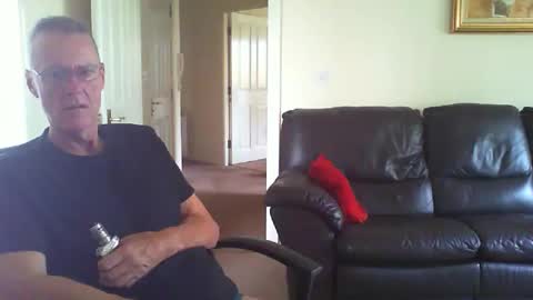 Snapshot of seakrait chatting on 31, 10, 2025 seakrait online show from 31, 10, 2025