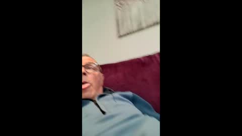 sealofapproval1 online show from 15, 3, 2026