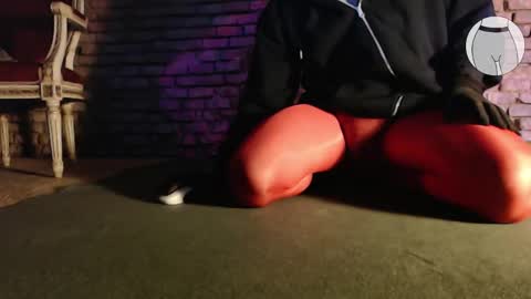 seamlessly online show from 4, 11, 2025