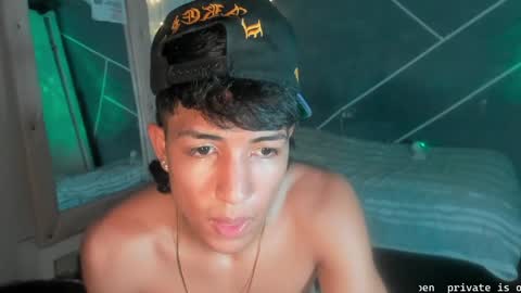 Snapshot of sean_scoth2 chatting on 14, 12, 2024 Sean Scoth online show from 14, 12, 2024