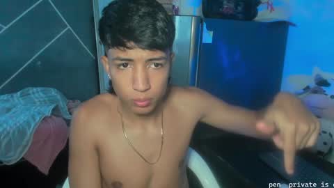 Snapshot of sean_scoth2 chatting on 21, 12, 2024 Sean Scoth online show from 21, 12, 2024