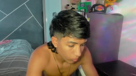 Snapshot of sean_scoth2 chatting on 28, 12, 2024 Sean Scoth online show from 28, 12, 2024