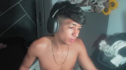 Snapshot of sean_scoth2 chatting on 20, 1, 2025 Sean Scoth online show from 20, 1, 2025