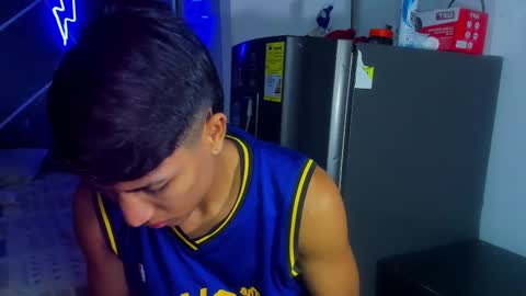 Snapshot of sean_scoth2 chatting on 24, 2, 2025 Sean Scoth online show from 24, 2, 2025