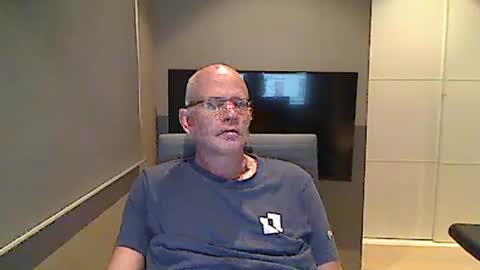 Snapshot of seargents chatting on 12, 11, 2025 seargents online show from 12, 11, 2025