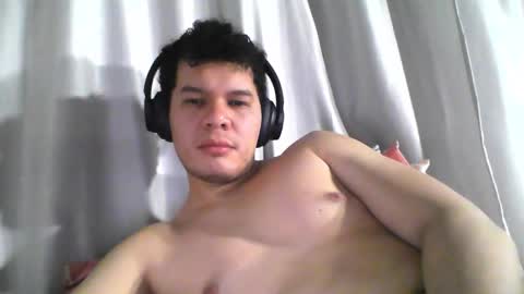 Snapshot of seb5758 chatting on 13, 11, 2025 Seb online show from 13, 11, 2025