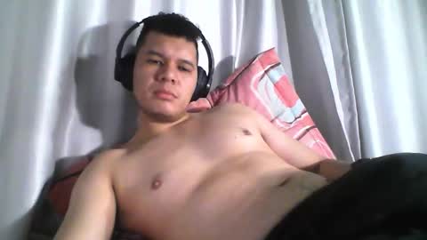 Snapshot of seb5758 chatting on 20, 11, 2025 Seb online show from 20, 11, 2025