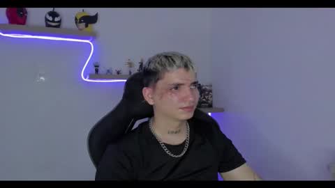 Snapshot of sebas__23 chatting on 8, 11, 2025 Sebastin online show from 8, 11, 2025