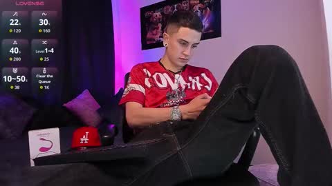 Snapshot of sebas_maverick chatting on 15, 10, 2025 Sebastian online show from 15, 10, 2025