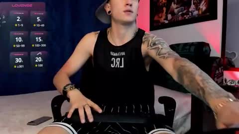 Snapshot of sebas_maverick chatting on 15, 12, 2025 Sebastian online show from 15, 12, 2025