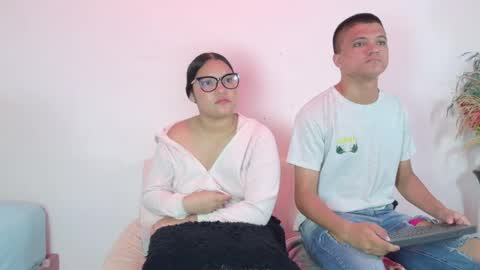 Snapshot of sebas_n_aly chatting on 20, 5, 2026 ely online show from 20, 5, 2026