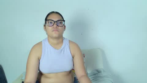 Snapshot of sebas_n_aly chatting on 26, 5, 2026 ely online show from 26, 5, 2026