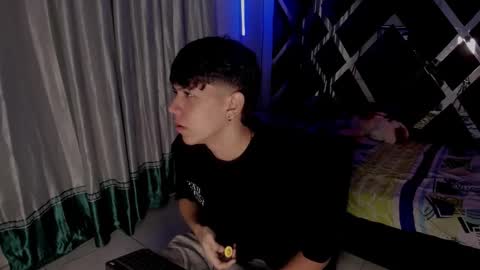 Snapshot of sebas_pretty7 chatting on 19, 12, 2025 sebas_pretty7 online show from 19, 12, 2025